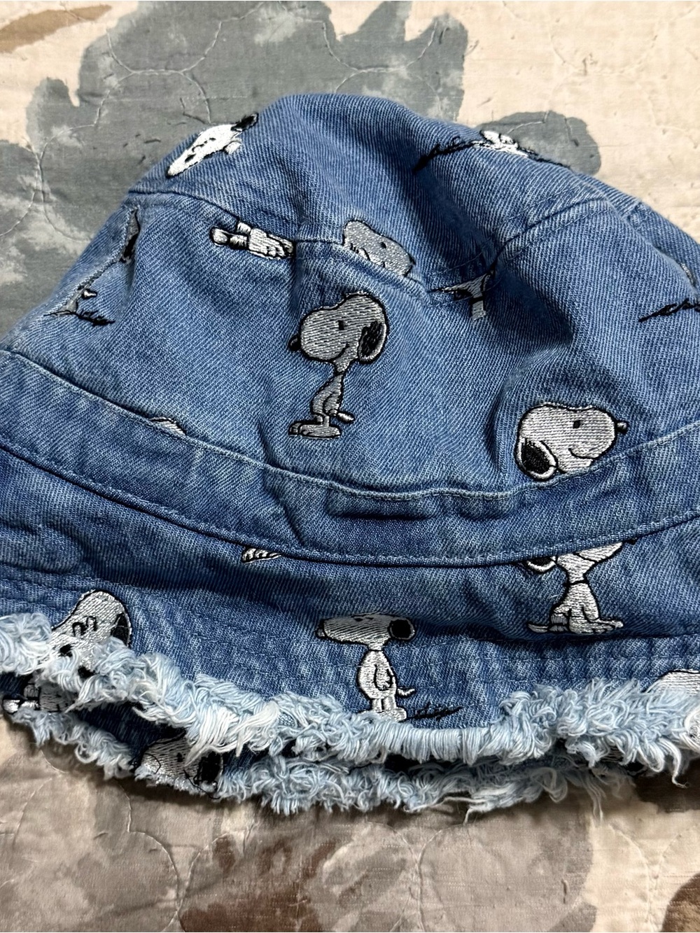 American Eagle Denim Women’s Snoopy Bucket Hat Blue